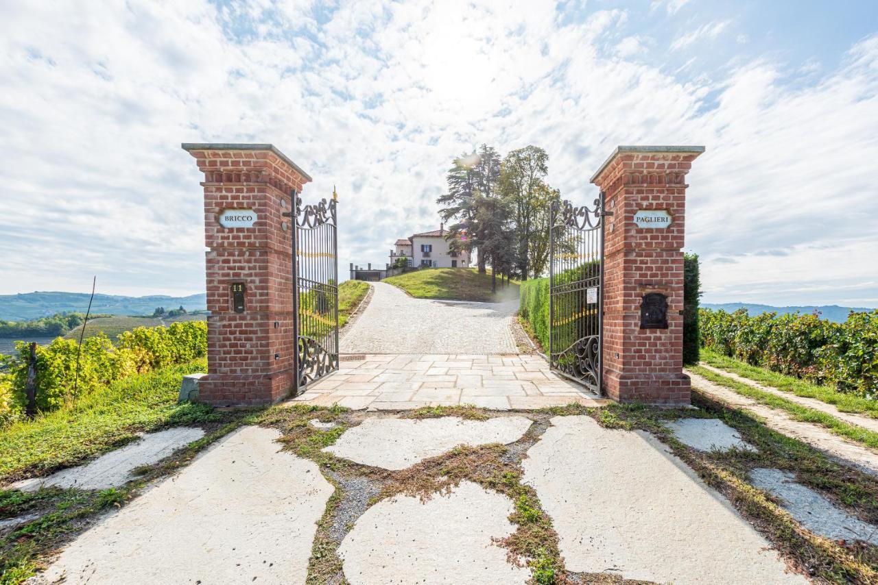 Villa Bricco Paglieri, Entire Villa Alba  Eksteriør billede