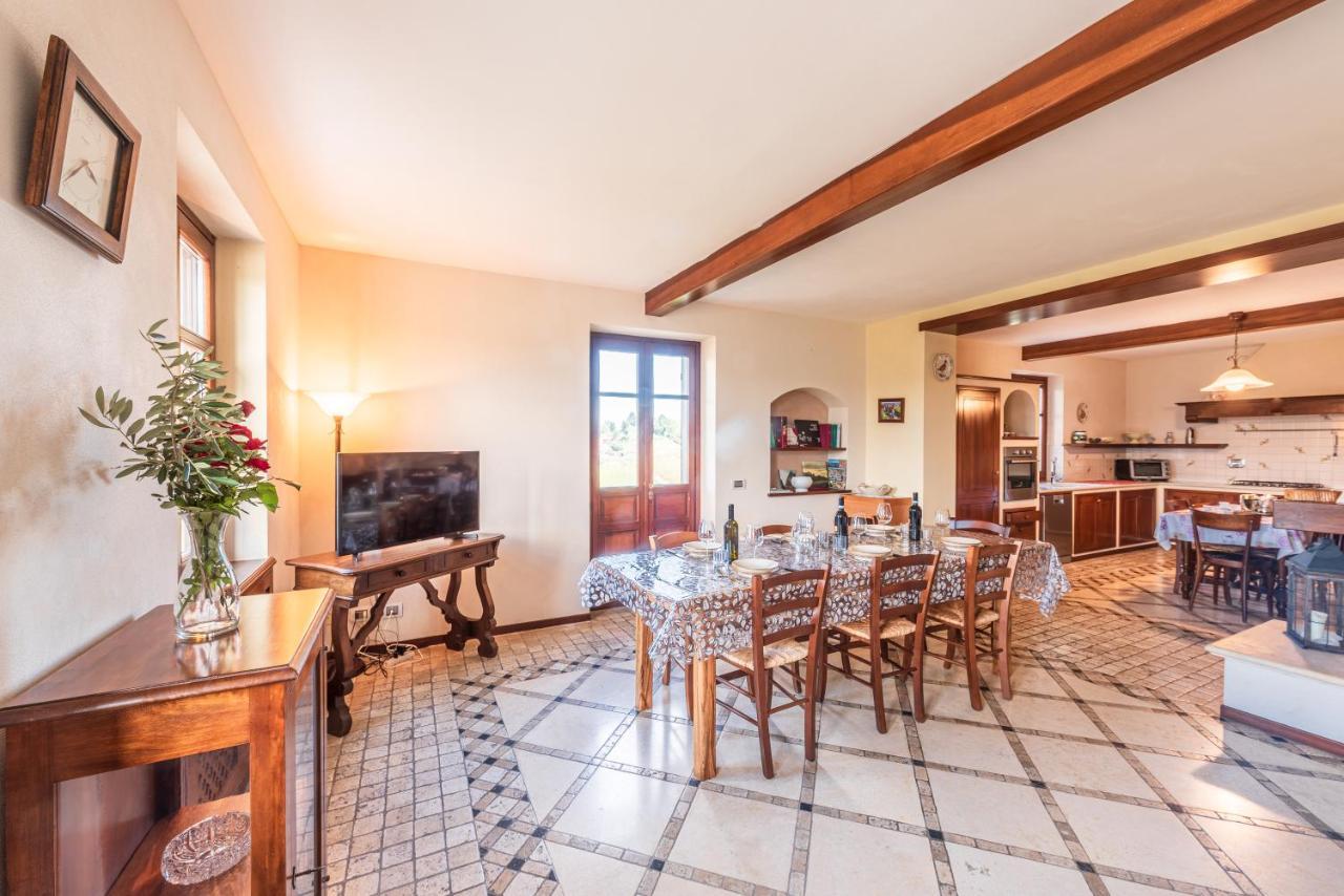 Villa Bricco Paglieri, Entire Villa Alba  Eksteriør billede