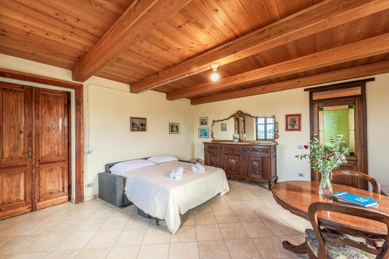 Villa Bricco Paglieri, Entire Villa Alba  Eksteriør billede
