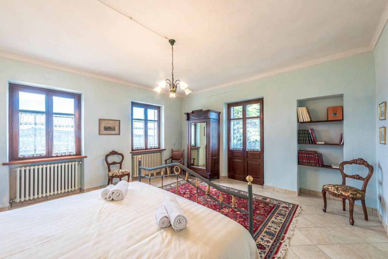 Villa Bricco Paglieri, Entire Villa Alba  Eksteriør billede