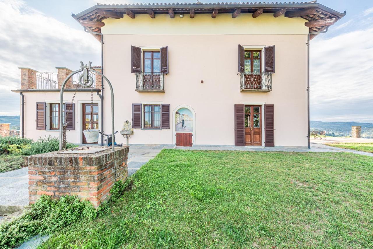 Villa Bricco Paglieri, Entire Villa Alba  Eksteriør billede