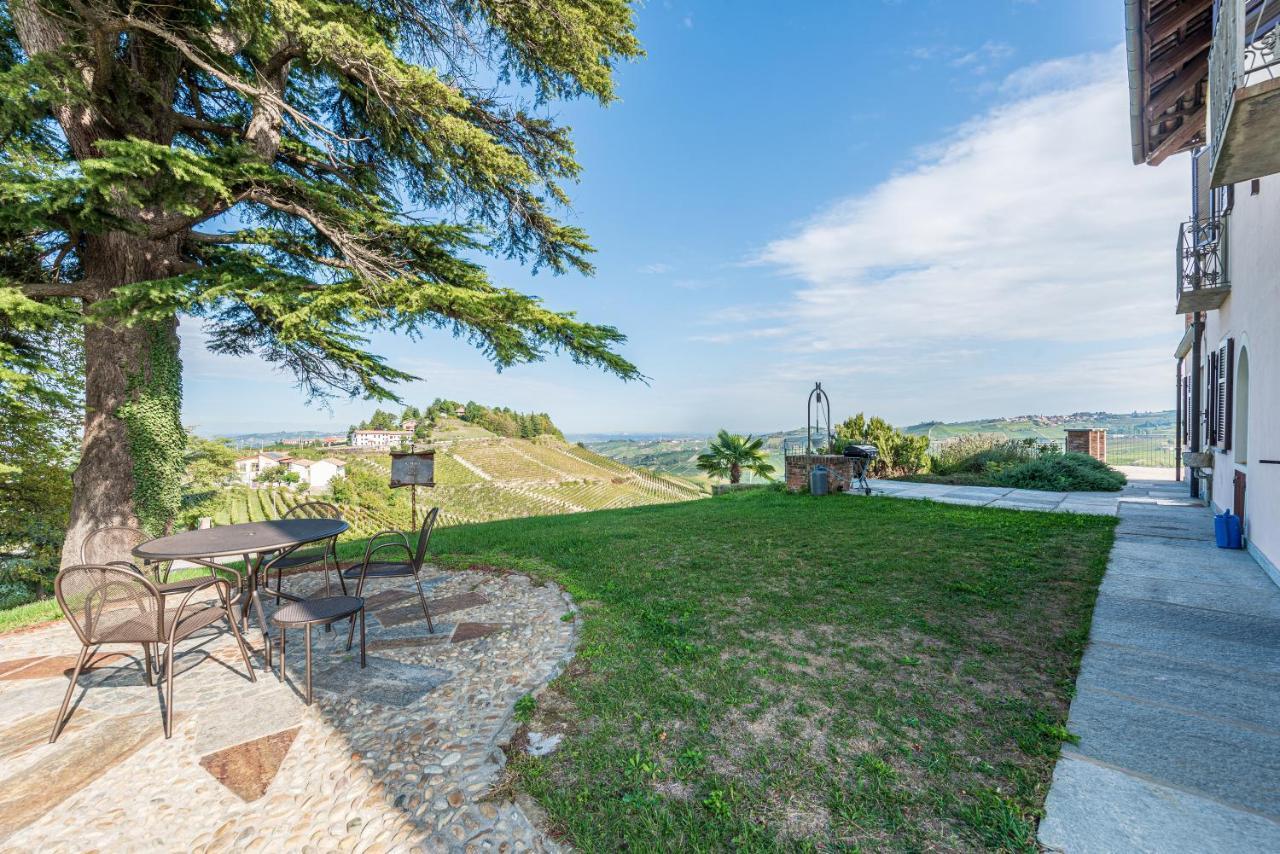 Villa Bricco Paglieri, Entire Villa Alba  Eksteriør billede