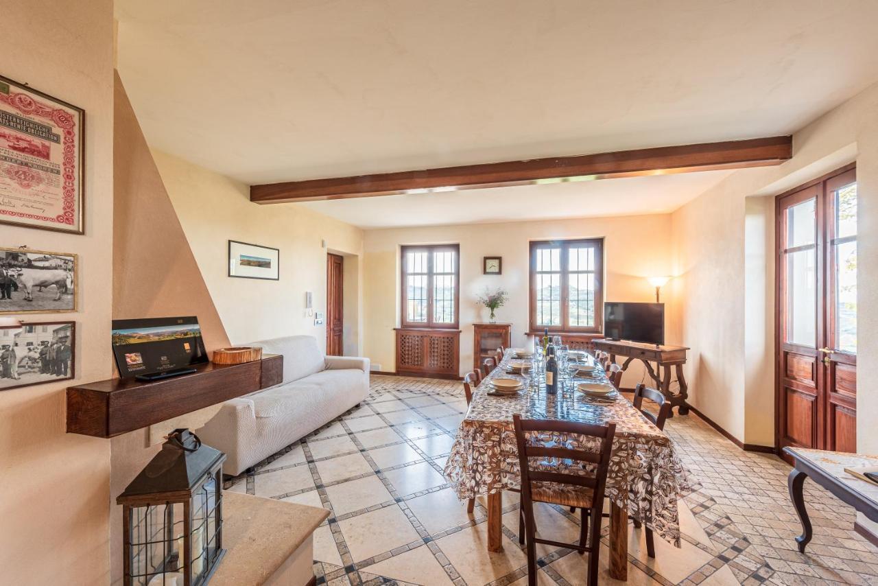 Villa Bricco Paglieri, Entire Villa Alba  Eksteriør billede