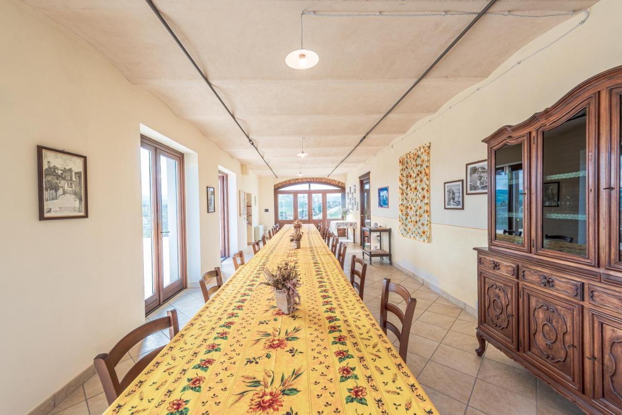 Villa Bricco Paglieri, Entire Villa Alba  Eksteriør billede