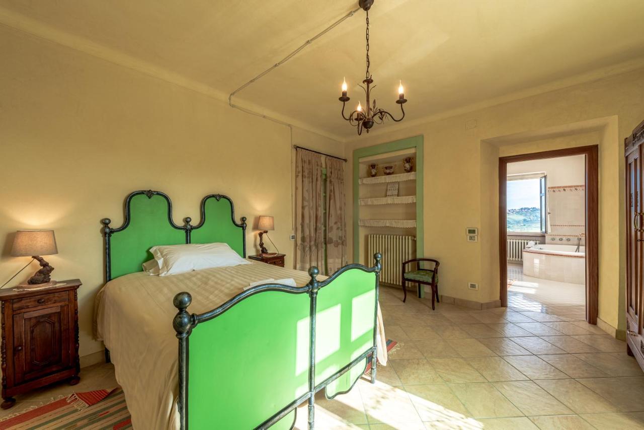 Villa Bricco Paglieri, Entire Villa Alba  Eksteriør billede